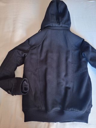 Abrigo de hombre. Pull&bear L 