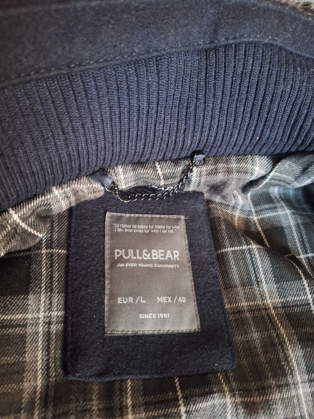 Abrigo de hombre. Pull&bear L