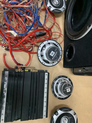 EQUIPO DE MUSICA COCHE PIONEER JBL