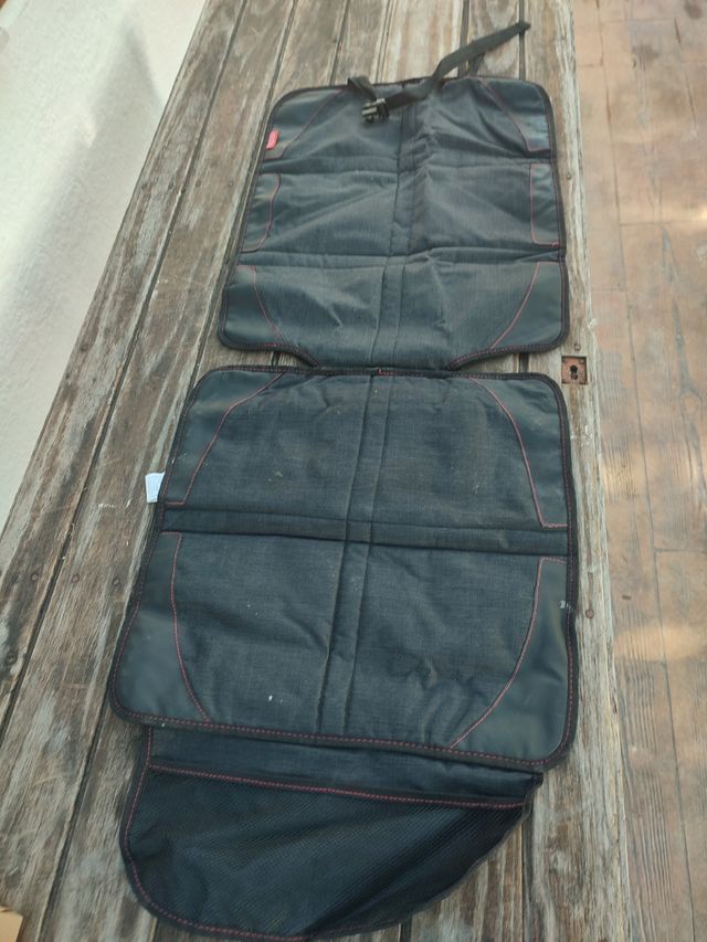 Coprisedile protettivo per auto Urge