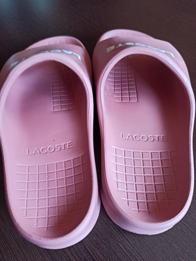 Sandalias Lacoste