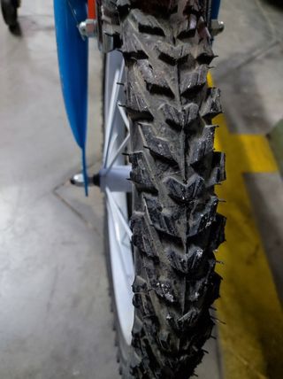 Bicicleta niño 16 pulgadas, casi nueva