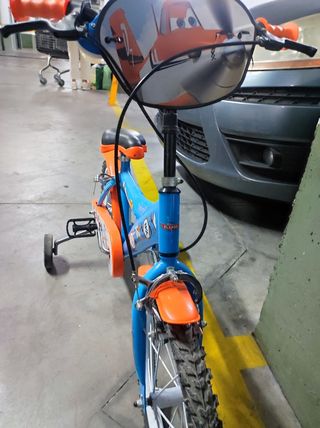 Bicicleta niño 16 pulgadas, casi nueva