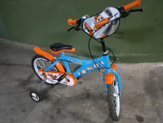 Bicicleta niño 16 pulgadas, casi nueva