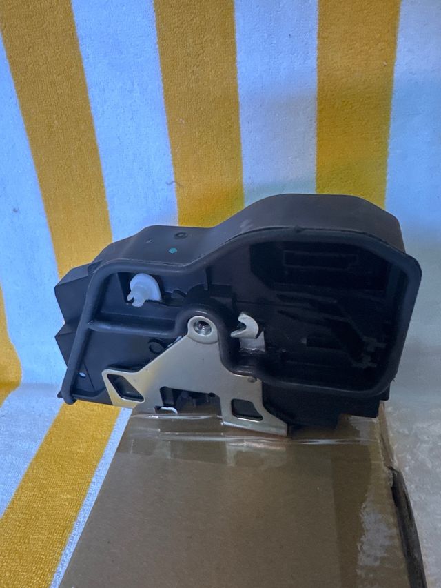 Serratura porta anteriore sinistra Bmw Serie 1