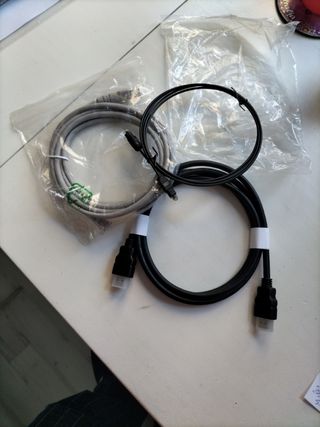 Cables fibra, HDMI y red Rj