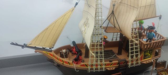 Barco pirata Playmobil