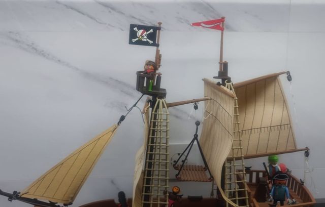 Barco pirata Playmobil