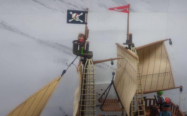 Barco pirata Playmobil
