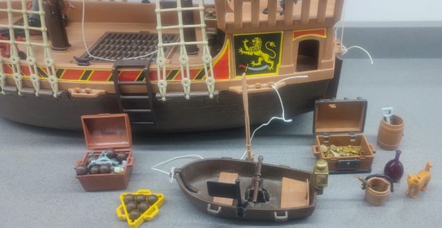 Barco pirata Playmobil