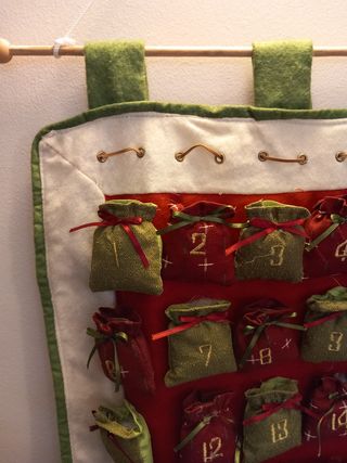 Calendario dell'avvento in stoffa
