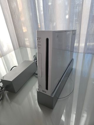 Nintendo WII + Accesorios.