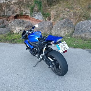Suzuki gsxr 600 K-7