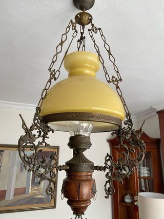 Lamparas quinqué antigua