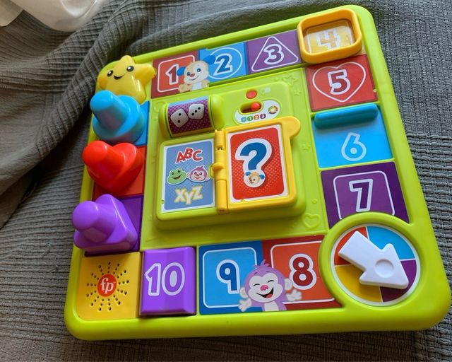 Tablero actividades Fisher Price