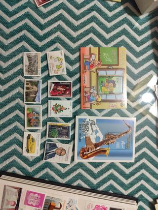 9 sellos y 2HB de Andorra 2013