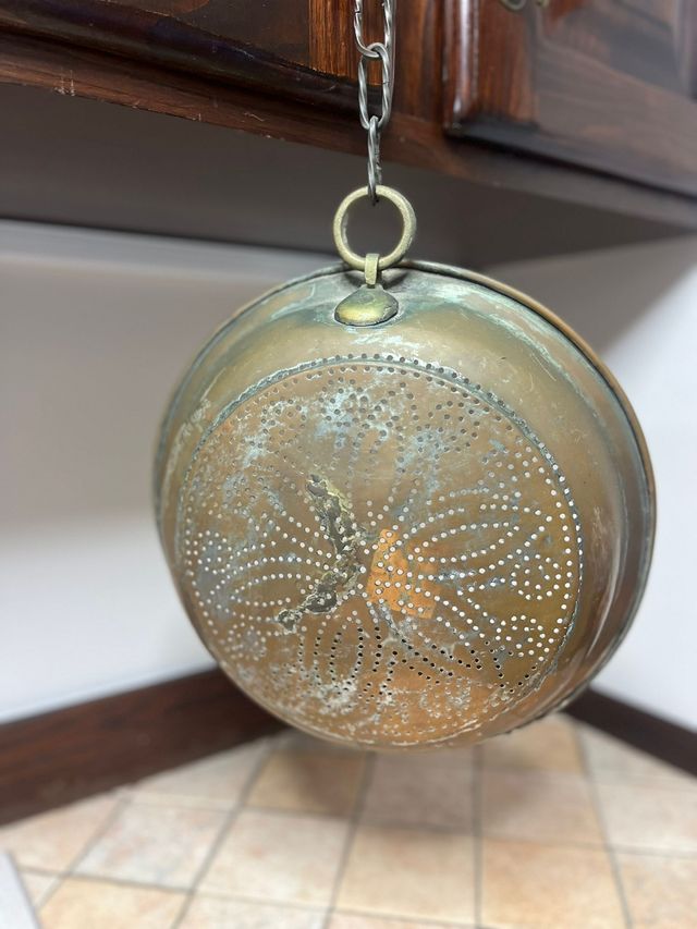 Antico setaccio in rame 