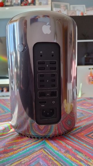 Ordenador Mac pro del año 2013