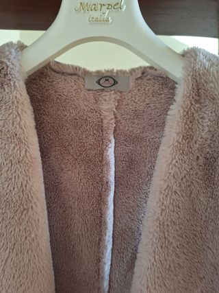 Chaleco pelo y antelina rosa