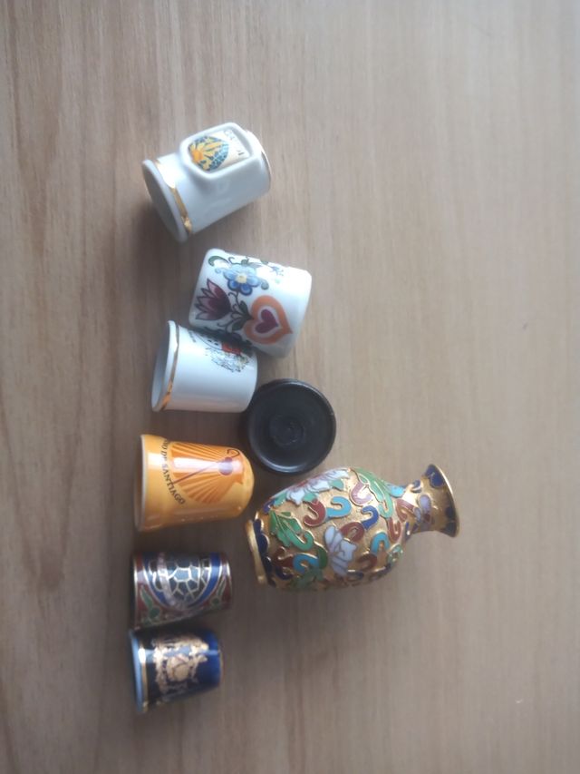 Dedales y jarron chino miniatura