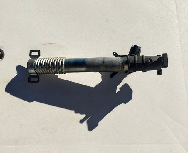 Cubierta de columna de dirección Ford Fiesta Mk2