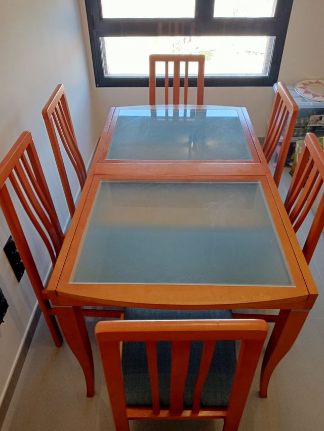 Mesa extensible salón con 6 sillas