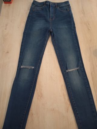 Pantalón pull&bear talla 36