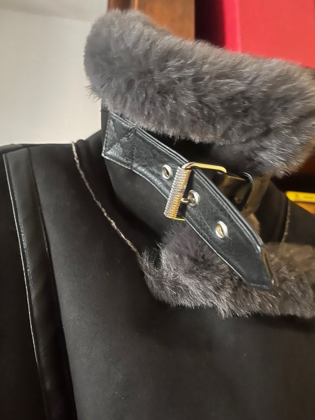 Bicker Zara simil piel negro forrado simil