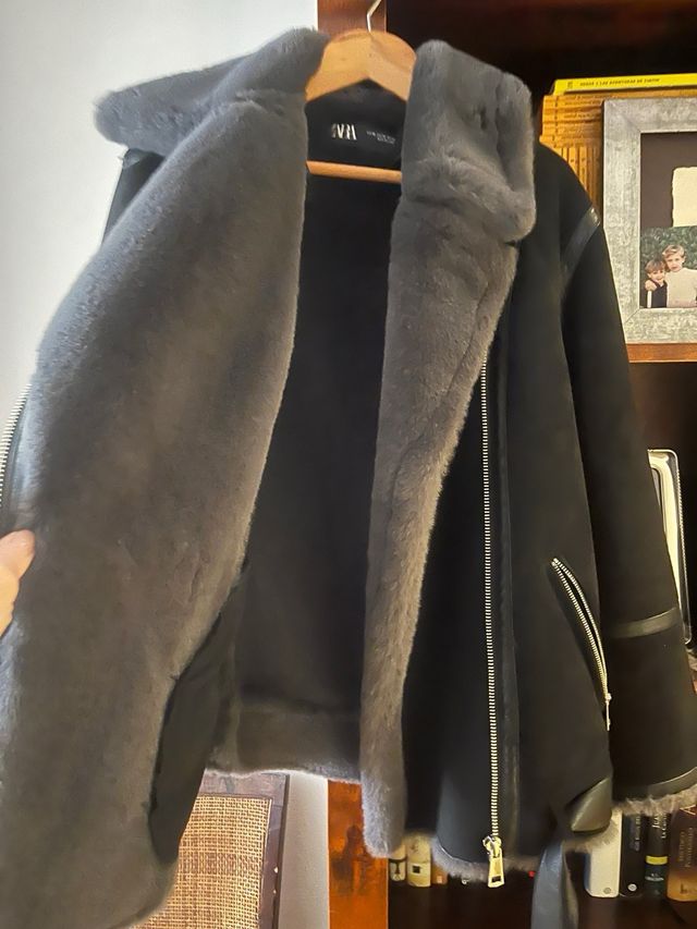 Bicker Zara simil piel negro forrado simil