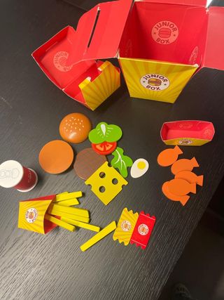 vendo cocinita de madera para niñ@s