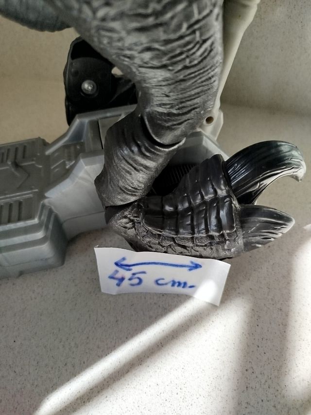 DINOSAURIO MATTEL MUY GRANDE