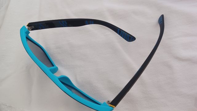 Gafas de sol 9 euros unidad