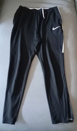 Pantalón chándal Nike 12-13 años