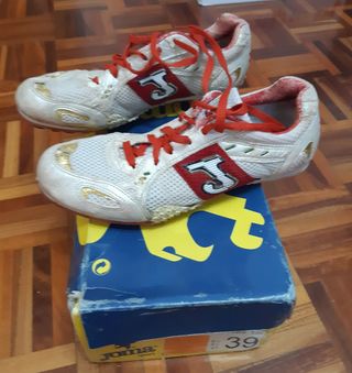 Zapatillas de clavos N°39 JOMA