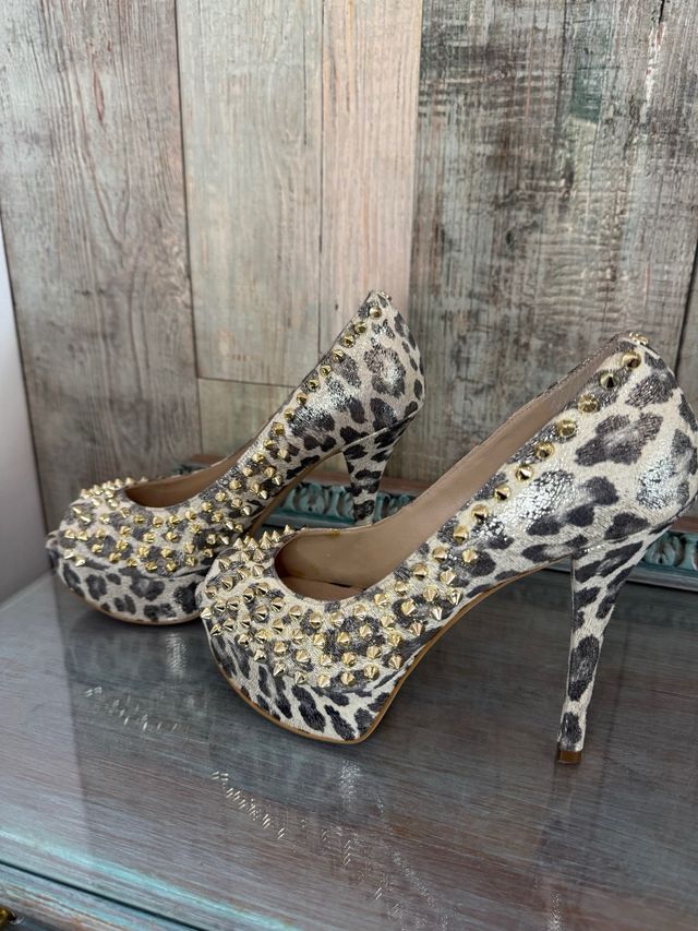 Scarpa da festa Guess