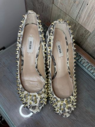Zapato fiesta Guess