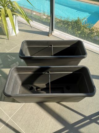 Jardinera Venecia con auto riego