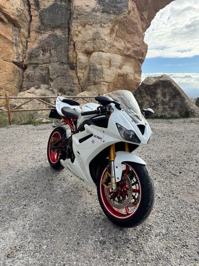 Triumph daytona 675R