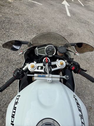 Triumph daytona 675R