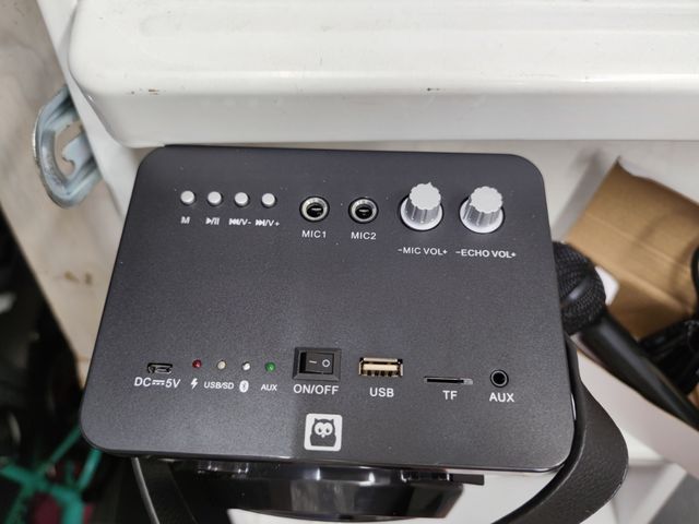 SIN USAR.Karaoke altavoz portátil con bluetooth