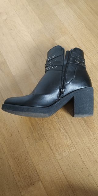 Botines de piel