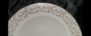 2 platos hondos Royal China Vigo