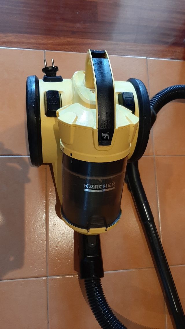 Aspiradora Karcher VC3 filtro Hepa