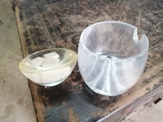 pote açucareiro vintage , em acrilico , ver fotos
