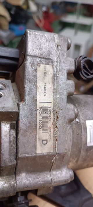 Bomba dirección electrónica Peugeot 407