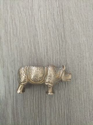 Rinoceronte oriental vintage chino