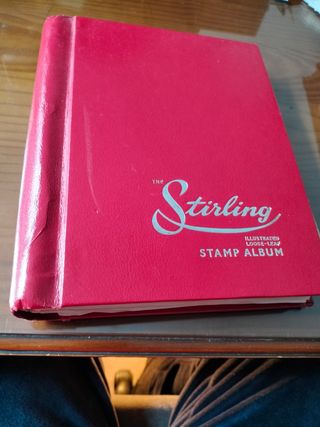 Álbum de sellos antiguo