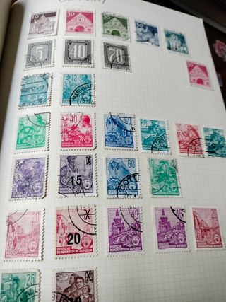 Álbum de sellos antiguo