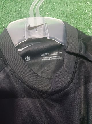 Equipacion completa Liverpool futbol bebé GK 23/24