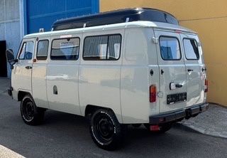 UAZ Bukhanka 2025